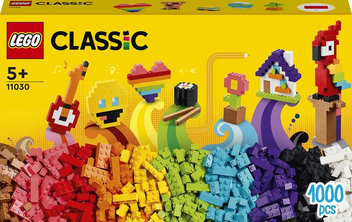 Actual product image LEGO Large creative building set (11030, LEGO Classic)