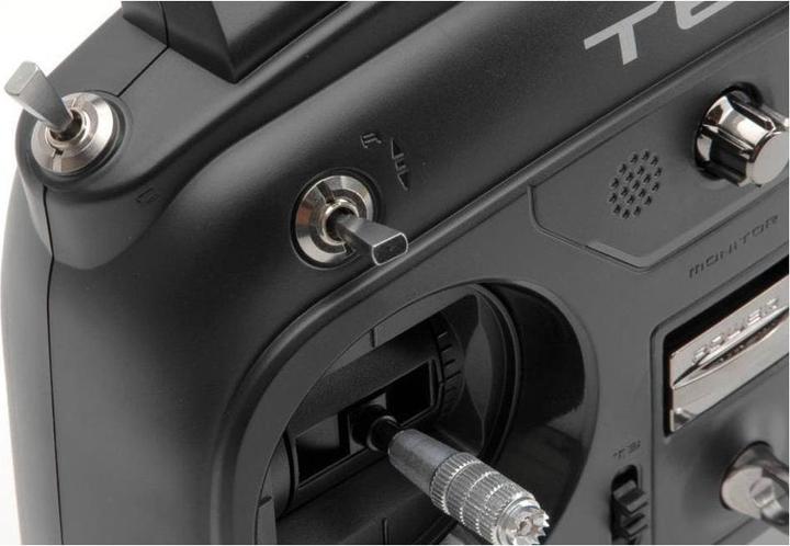 Produktbild Futaba Fernsteuerung T6K V2.0 Mode 2 (Gas links)