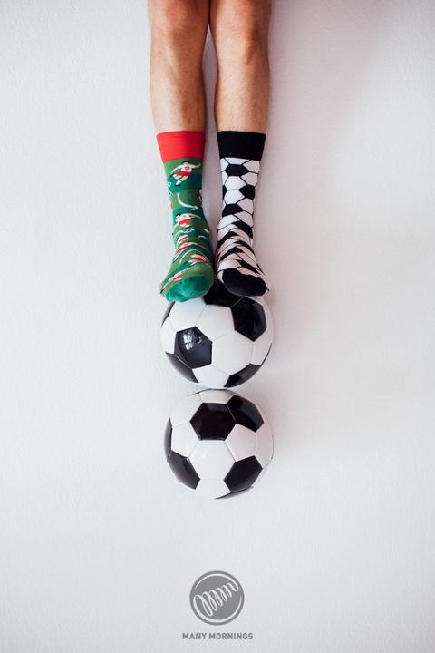 Immagine prodotto Many Mornings Tifoso di calcio (Confezione singola, 43 - 46)