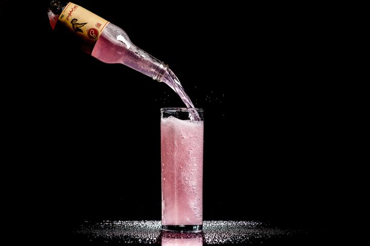 Actual product image Three Cents Pink grapefruit soda (24 x 20 cl)