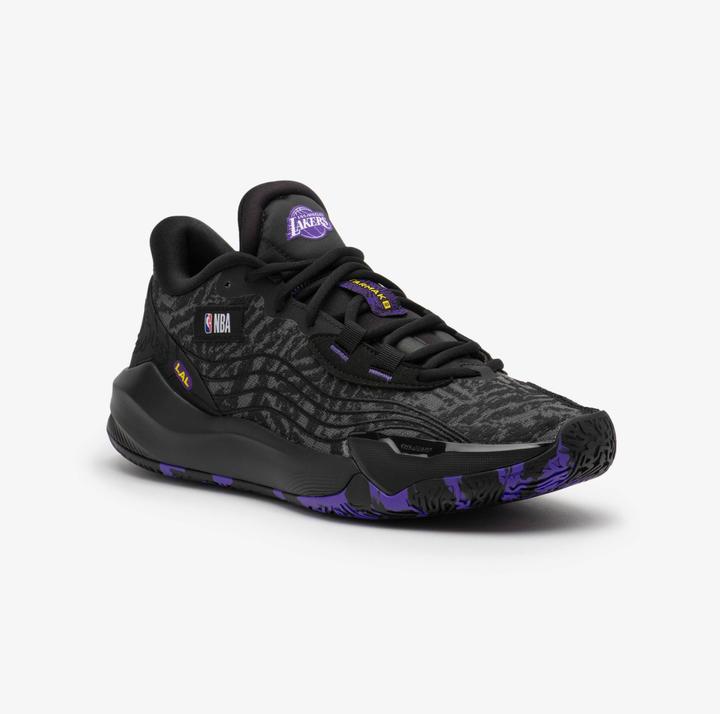 Immagine prodotto Tarmak Scarpe da basket per donna/uomo NBA Los Angeles Lakers - Fast 900 Low-1 nero (43)