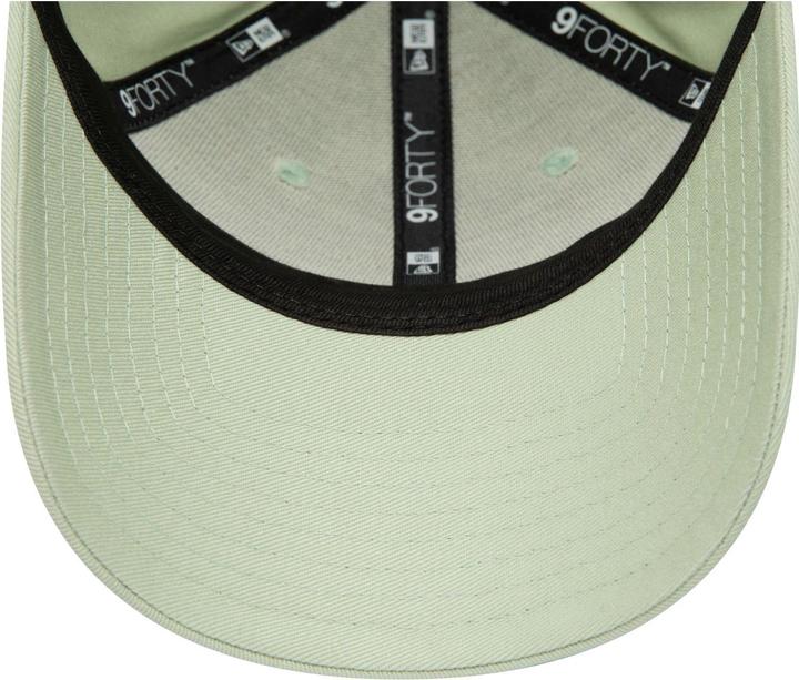 Actual product image New Era 9Forty Ladies Cap - Metallic New York Yankees Stone