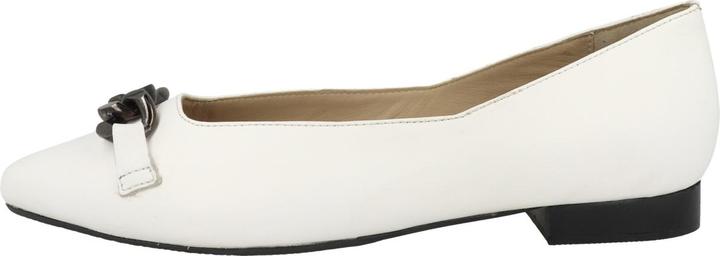 Ballet flats