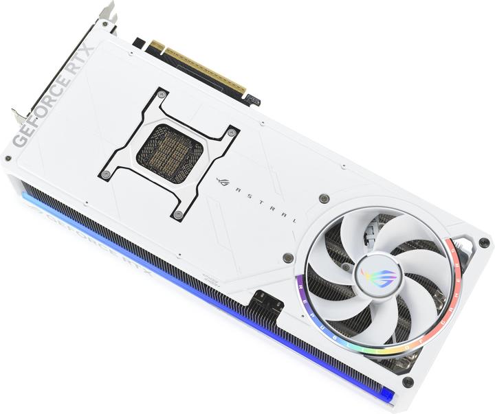Produktbild ASUS ROG Astral GeForce RTX 5090 White OC (32 GB)