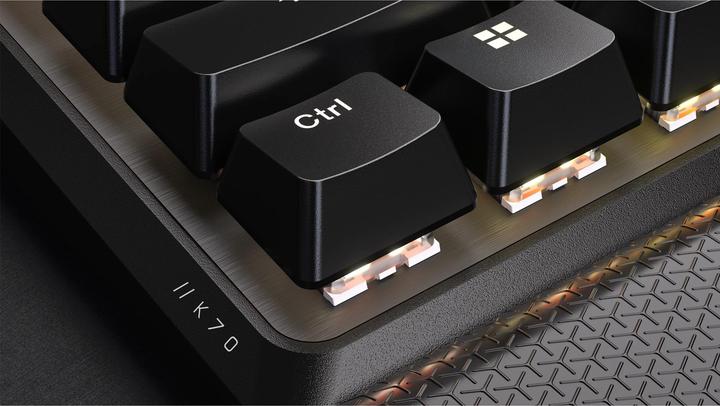 Actual product image Corsair K70 CORE TKL (DE, Wireless, Cable)