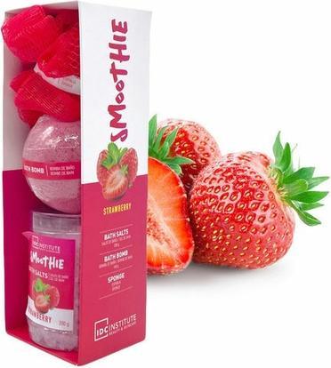 Immagine prodotto IDC Institute Set regalo per la festa della mamma Sali da bagno al frullato di fragola e spugna da bagno