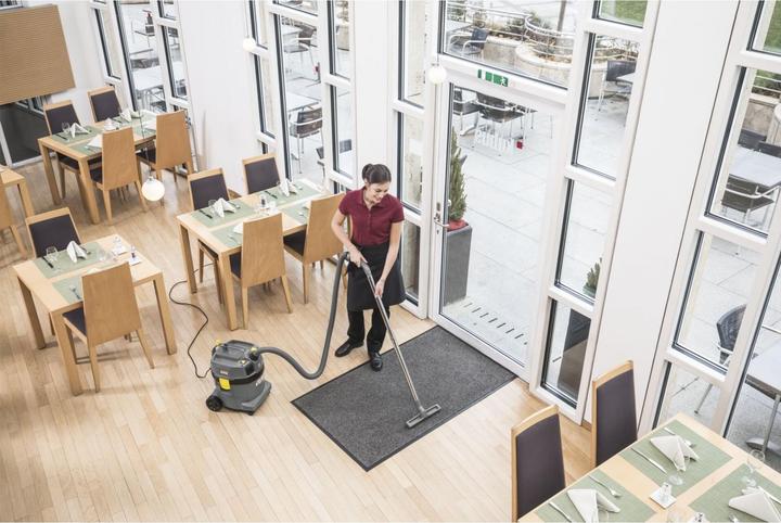 Actual product image Kärcher Professional NT 22/1 Ap Te L (Wet dry vacuum cleaner)