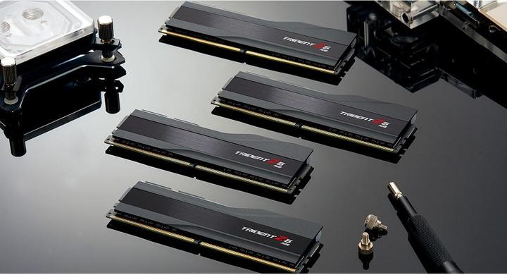 Productafbeelding G.Skill Trident Z5 RGB (2 x 16GB, 6000 MHz, DDR5 RAM, DIMM 288 pin)
