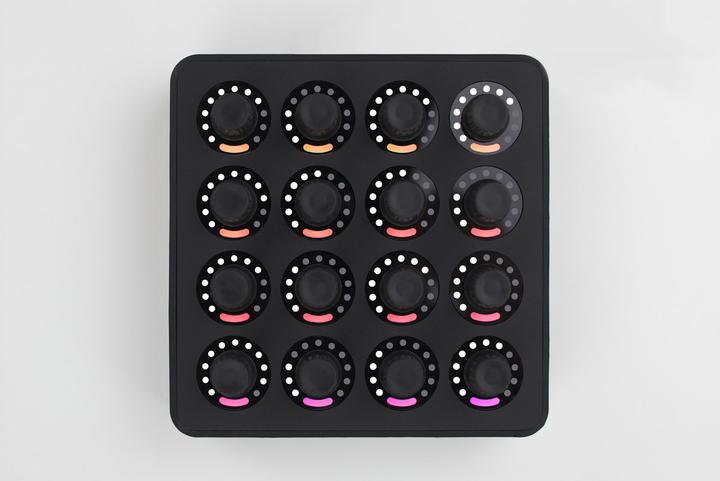 Image du produit DJTechTools Midi Fighter Twister (Contrôleur)