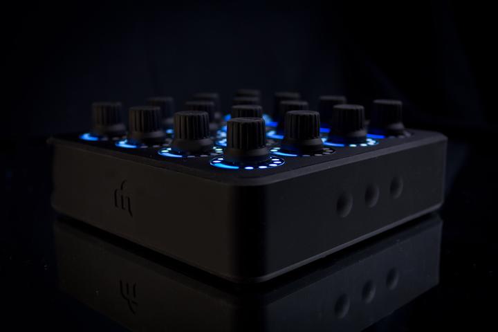 Image du produit DJTechTools Midi Fighter Twister (Contrôleur)
