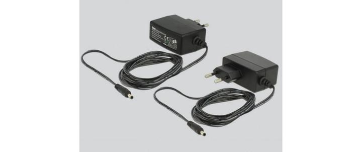 Produktbild Delock Extender RS-232 DB9 mit 2 Konverter (0.04 m)
