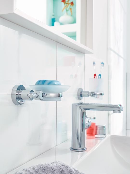 Actual product image tesa LOXX WC replacement roll holder incl. adhesive solution without drilling