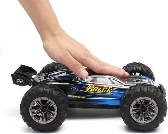 Actual product image S-idee RC Monster Truck Rock Crawler 1:16 with 2.4 GHz up to approx. 40 km/h