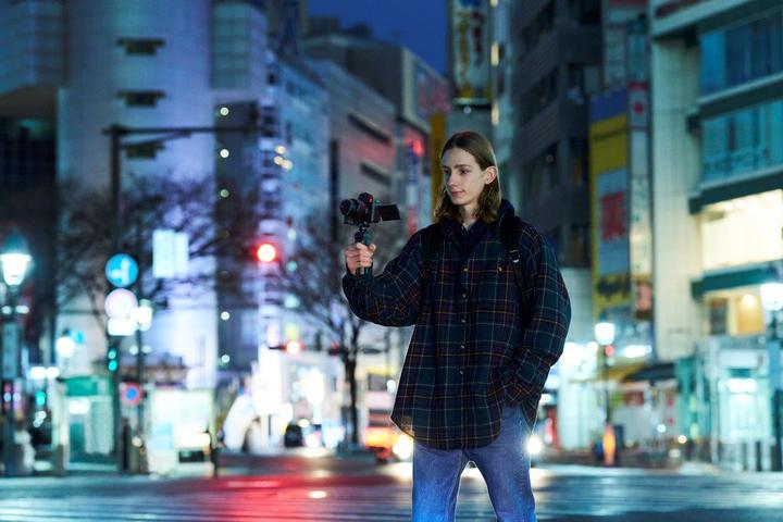 Actual product image Sony ZV-E1 (28 - 60 mm, 12.10 Mpx, Full frame)