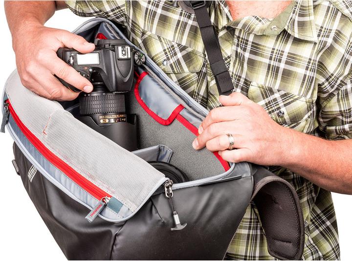 Actual product image Mindshiftgear PhotoCross 15L (Camera shoulder bag, 20 l)