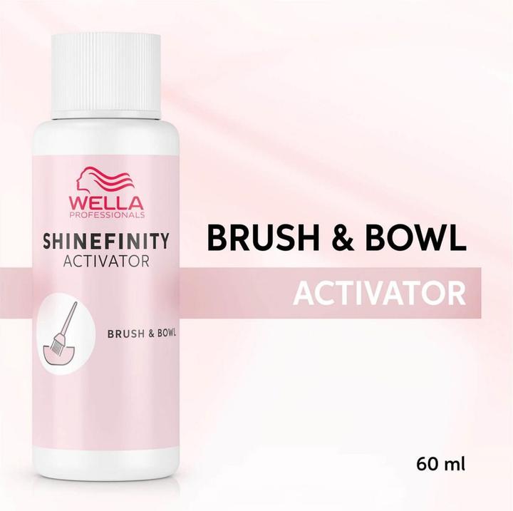 Immagine prodotto Wella Shinefinity - Attivatore a pennello e attivatore a ciotola 2%.