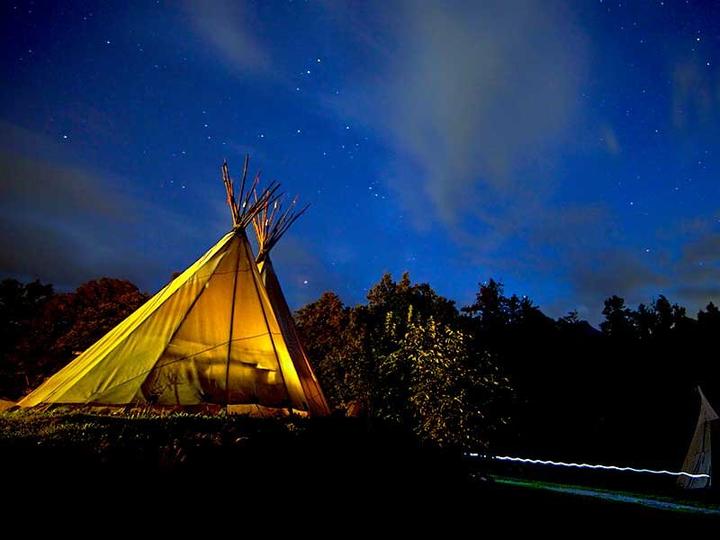 Produktbild Smartbox Familienabenteuer mit 2 Übernachtungen im Tipi in Meiringen (4 Pers.)