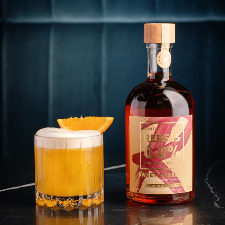 Produktbild REBELS 0.0% Sweet Amaretti - alkoholfrei (1 x 50 cl)