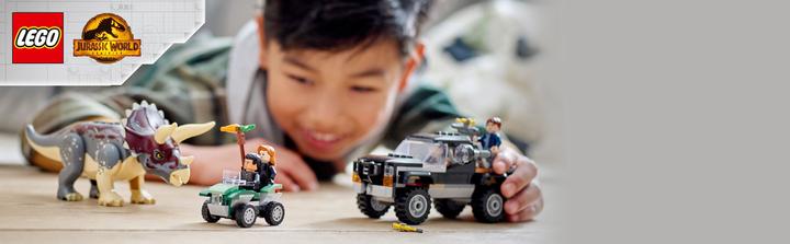 Immagine prodotto LEGO Attacco di un triceratopo a un camioncino (76950, LEGO Jurassic World)