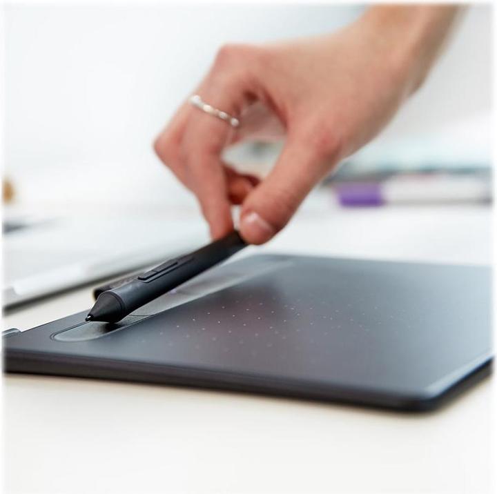 Produktbild Wacom Intuos Basic Pen S Schwarz (7", 2540 lpi)