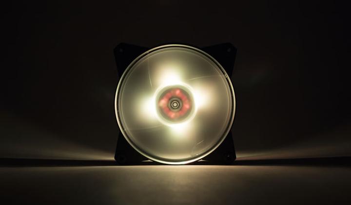 Immagine prodotto Cooler Master Ventola per computer MasterFan Pro 120 Air Flow RGB (120 mm, 1 x)