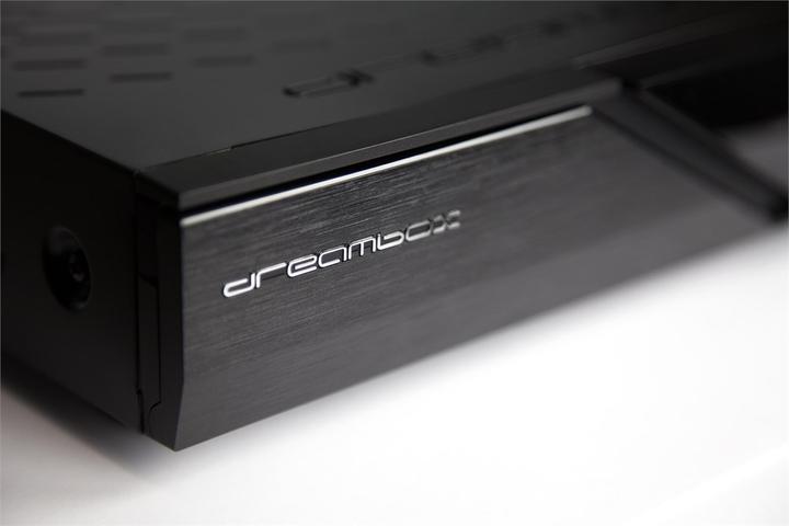Produktbild Dreambox DM 920 (2x DVB-S2X, Festplatte)