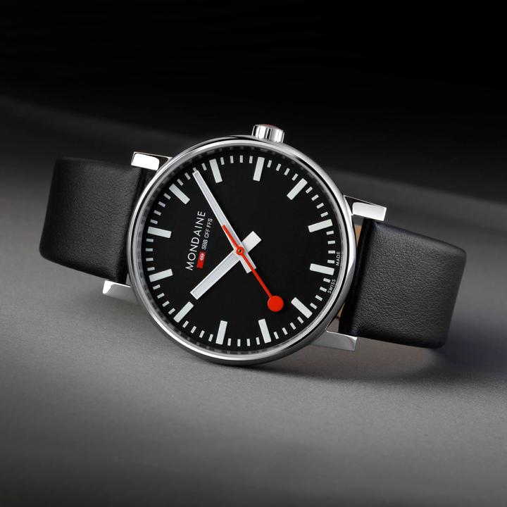 Produktbild Mondaine Evo2 (Analoguhr, 43 mm)
