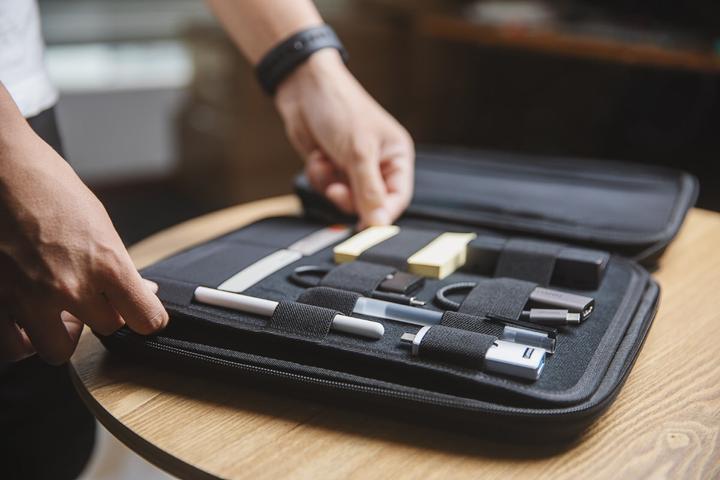 Immagine prodotto tomtoc Custodia per tablet A06 (12.9") (XPS 13, Microsoft Surface Pro X, iPad Pro 12.9 2020 (4. Gen))