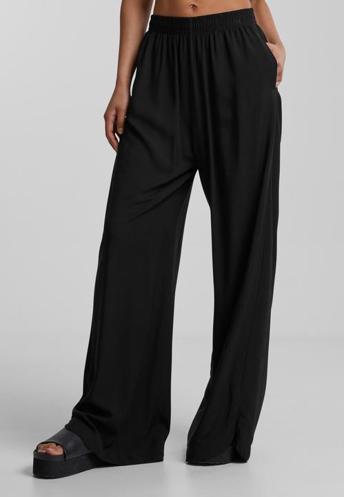 Produktbild Urban Classics Ladies Wide Leg Viscose Pants - 70747 (4XL)