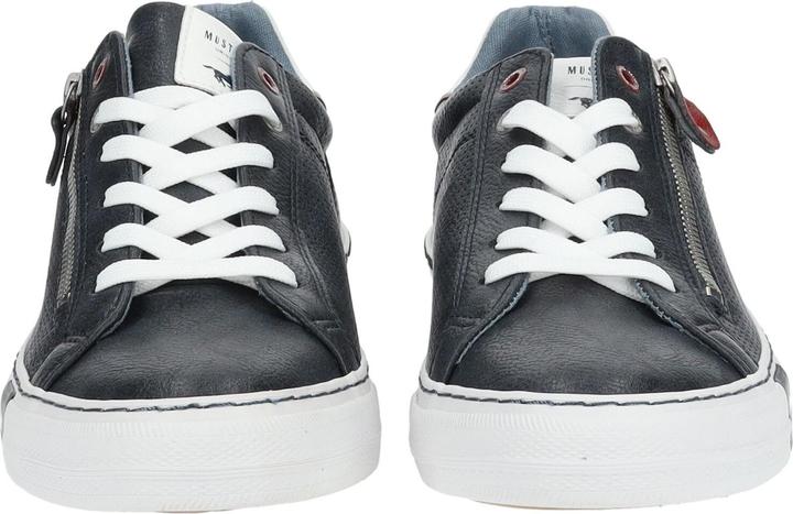 Immagine prodotto Mustang Questa scarpa stringata alla moda è un must have assoluto di questa stagione. La scarpa è dotata di (41)