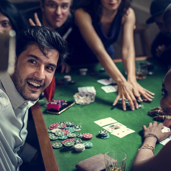 Immagine prodotto Relaxdays Poker set con valigietta & 300 chips (Multilingue)