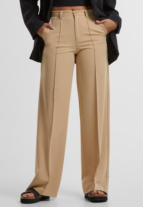 Actual product image Urban Classics Ladies Wide Pleated Pants - 139273 (31)