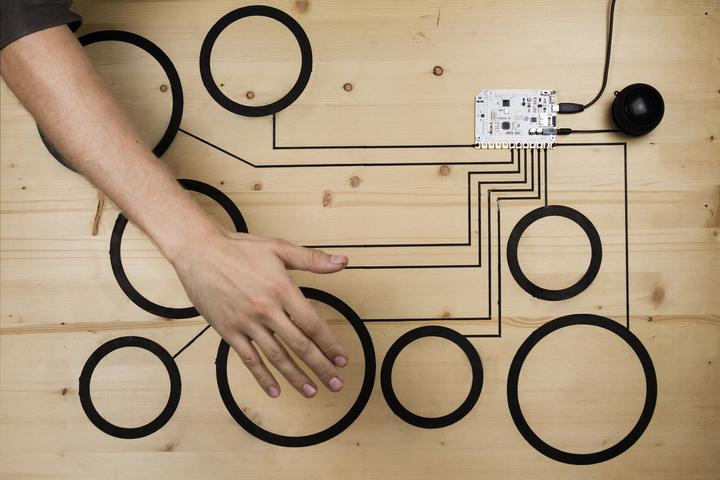 Produktbild Bare Conductive Touch Board
