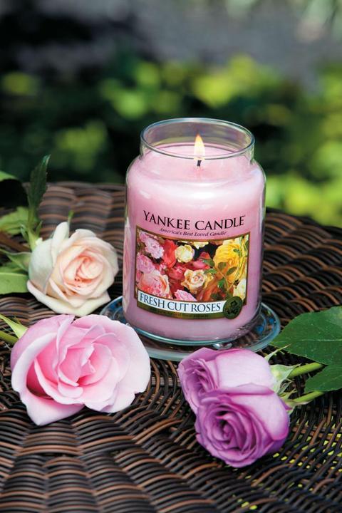 Actual product image Yankee Candle Fresh cut Roses (411 g)