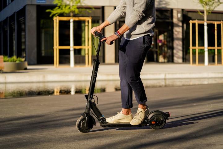 Image du produit Micro Explorer (20 km/h, 30 km, 500 W)