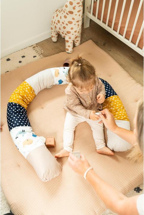 Produktbild Ullenboom Baby Bettschlange Wale 200 cm