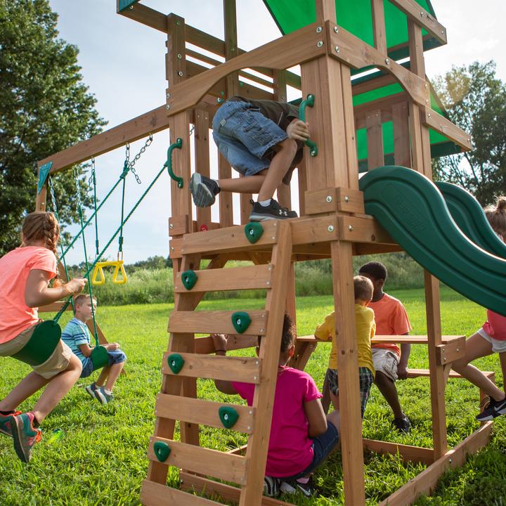 Produktbild Backyard Discovery Belmont Spielturm mit Schaukeln und Rutsche