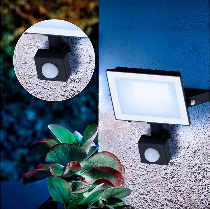 Produktbild Philips Outdoor Flutlicht Lois (1900 lm, IP65)
