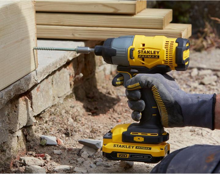 Actual product image Stanley ST IMPACT Driver 18V - V20 165Nm 2x2.0Ah BOX SFMCF800C2 (Rechargeable battery operated)