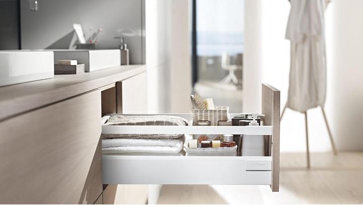 Actual product image Vasalat BLUM drawer runners TANDEM height 115 m. Rail 227mm 20kg, NL270 white KB600mm