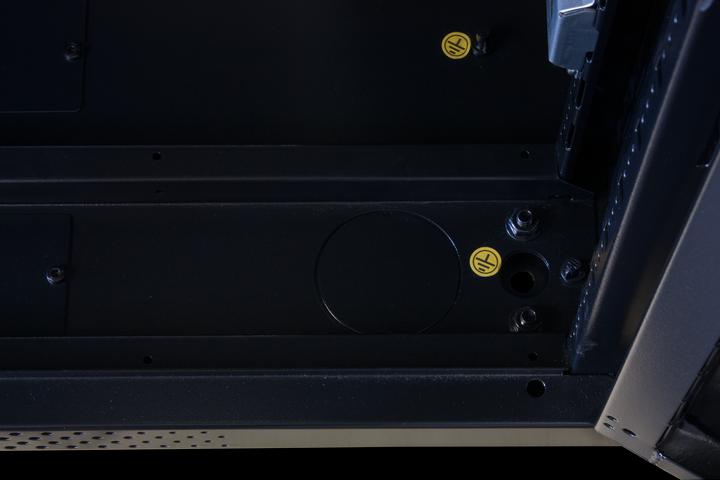 Produktbild Rockstable 19" 32 HE 600x800x1600mm (19 Zoll Rack)