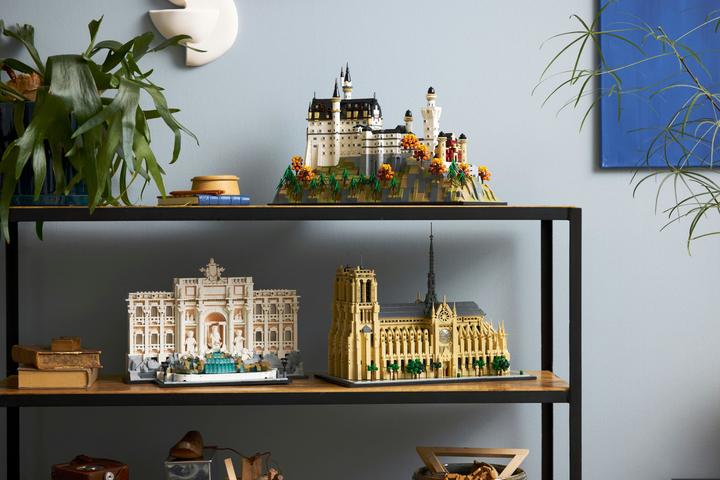 Produktbild LEGO Schloss Neuschwanstein (21063, LEGO Architecture)