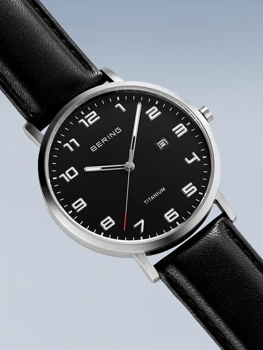 Produktbild Bering Titanium (Analoguhr, 40 mm)