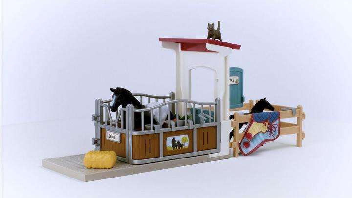 Actual product image Schleich Horse box with mare and foal