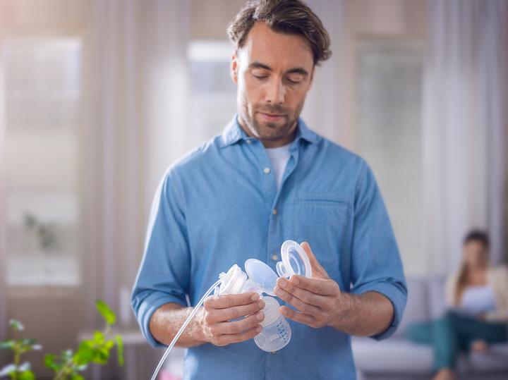 Immagine prodotto Philips Avent Tiralatte elettrico singolo SCD330/31 Set regalo