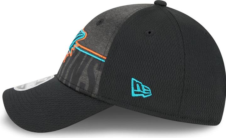 Actual product image New Era 9Forty Stretch Training 2023 Miami Dolphins