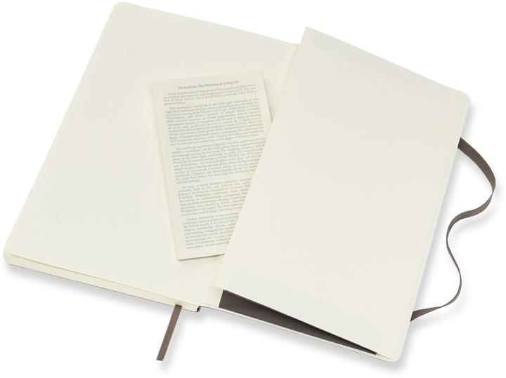 Actual product image Moleskine Classic Soft Large (A5, Lined, Soft cover)