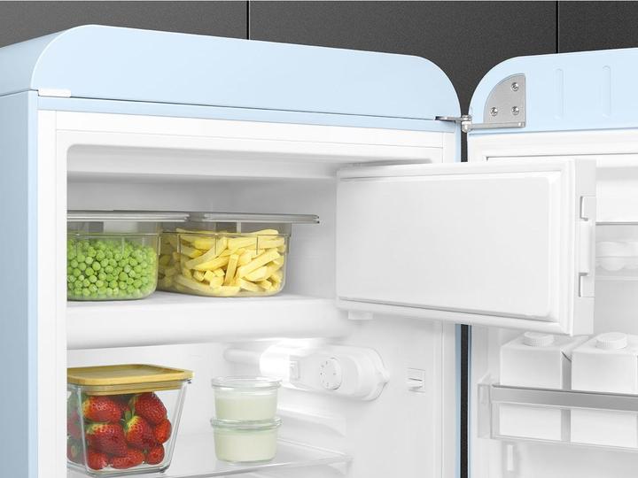 Actual product image Smeg FAB10RPB5 50's Style, 1-door, 54 cm, right, LED lighting, pastel (122 l)