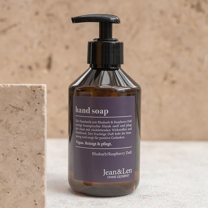 Actual product image Jean & Len Hand Soap Rhubarb/Raspberry, 250 ml (Liquid soap, 250 ml)