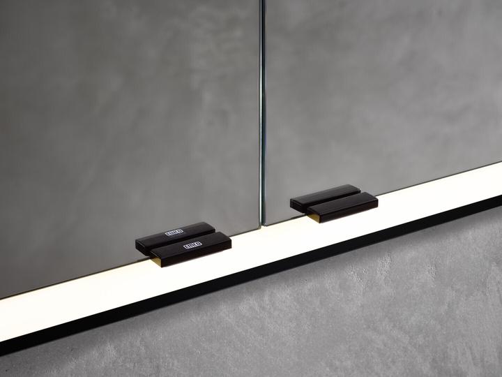 Produktbild Emco prime Facelift Lichtspiegelschrank, 600 mm, 1 Tür, Anschlag rechts, mit verspiegelten Seitenw
